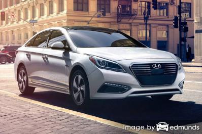 Insurance rates Hyundai Sonata Hybrid in Chicago